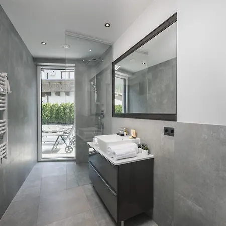 Charmantes In Der Residenz Silvretta דירה